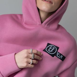 📷 @ama_kat Model. @hanabehanova Place. @a7_galleryy Www.aimoffcl.com #hoodies #pinkhoodie #aimoffcl #jewellery...