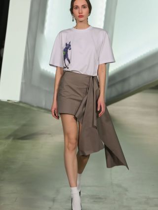 SS26 GUIDE to paradise @mbfl_ba Model. @mix_model_management @bucekovaa Muah. @lorealpro_education_czsk @lorealpro...